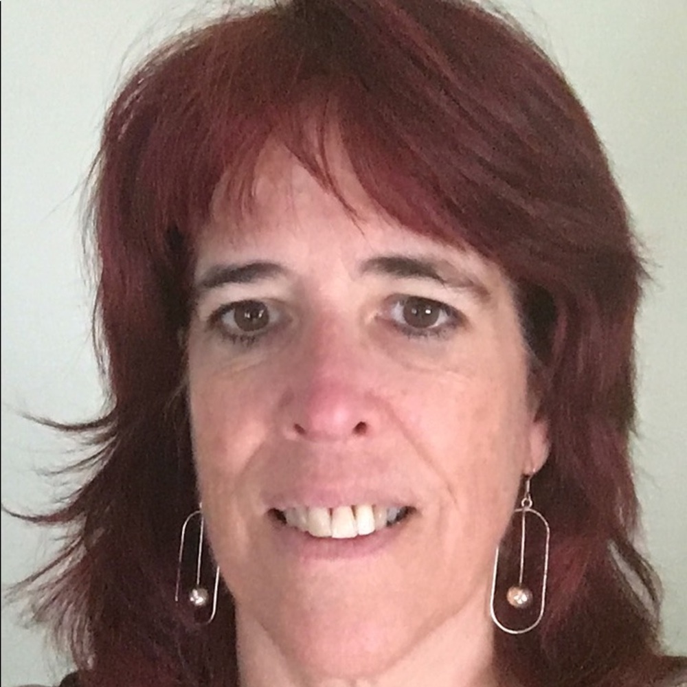 Meet your Posher, Laura